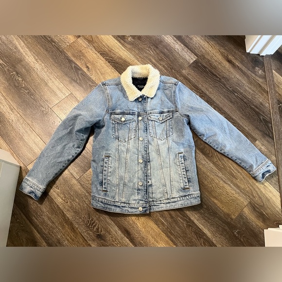 Vintage Y2K fleece lined Ambercrombie and Fitch Jean Jacket - Picture 5 of 10